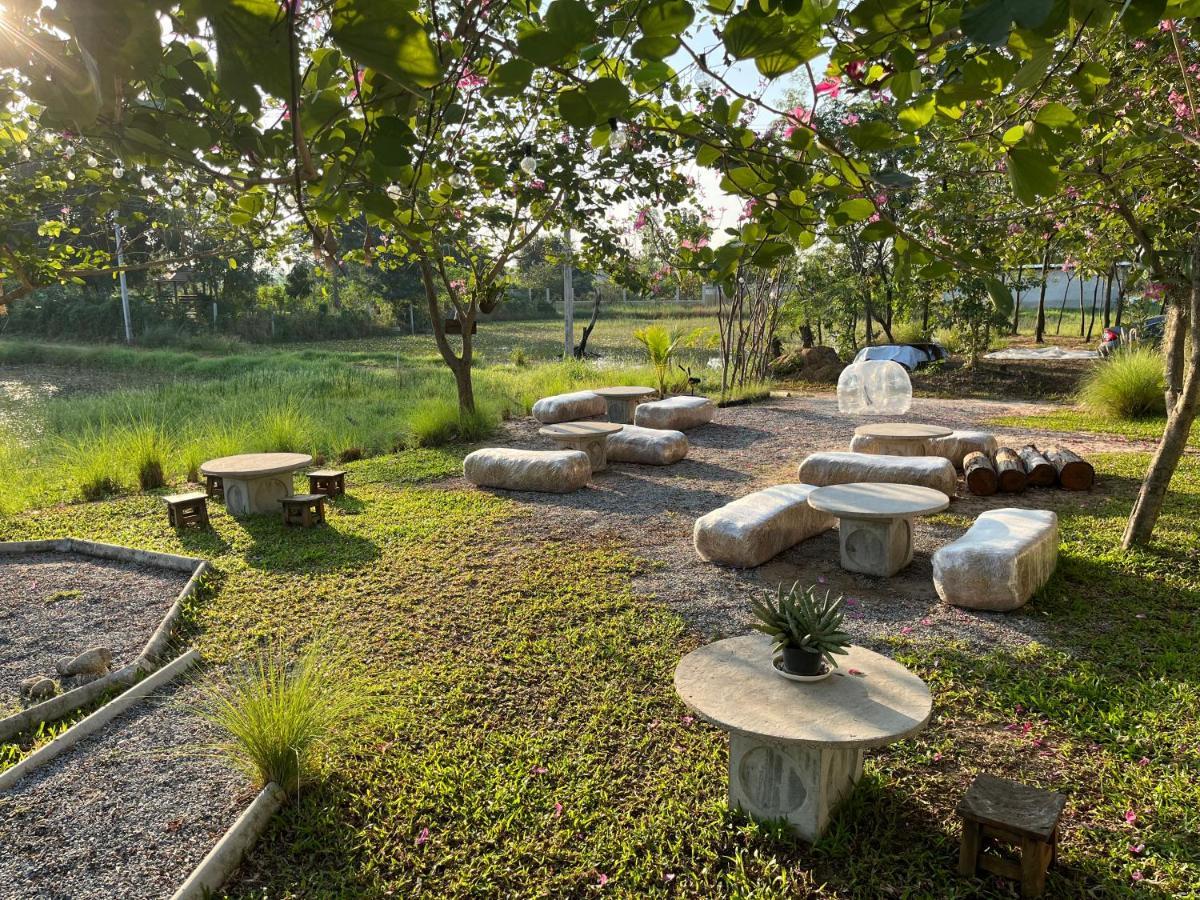 บ้าน Guh Uthai Thani Extérieur photo